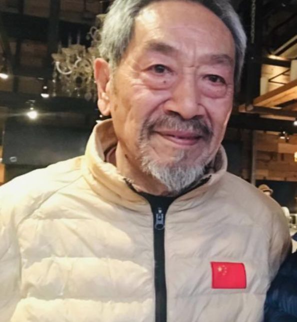 他40岁初入娱乐圈,出道28年演技受称赞,因娶小37岁娇妻被骂渣男