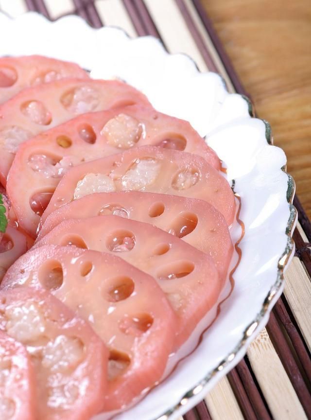 炎炎七月小暑到,藕香馥郁可消暑