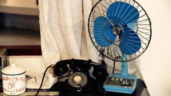 1,老式电风扇还记得在那个夏天没有空调,只能吹电风扇的年代,风扇们各
