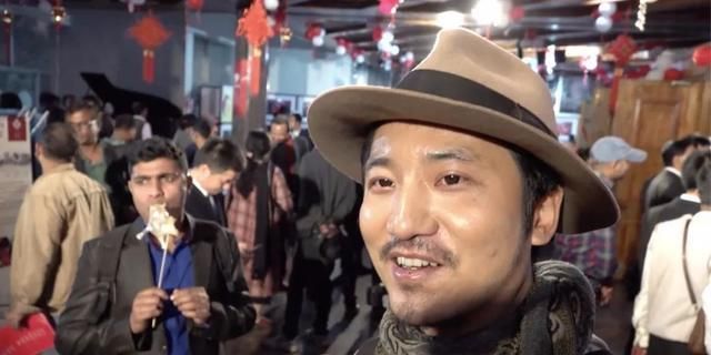 百万粉丝旅游博主冒险雷探长这次踩雷了踩踏丹霞地貌或被重罚