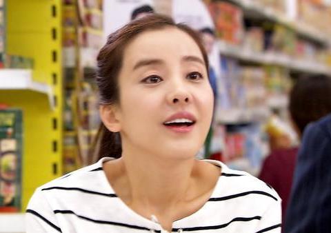 42岁朴恩惠冻龄被封"韩版王祖贤"