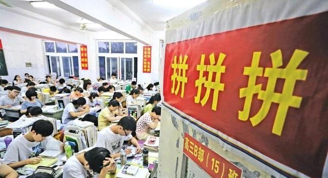 考试不会,平顶山女考生撕了别人的答题卡,也撕毁了自己的人生休闲区蓝鸢梦想 - Www.slyday.coM 考试不会,平顶山女考生撕了别人的答题卡,也撕毁了自己的人生休闲区蓝鸢梦想 - Www.slyday.coM