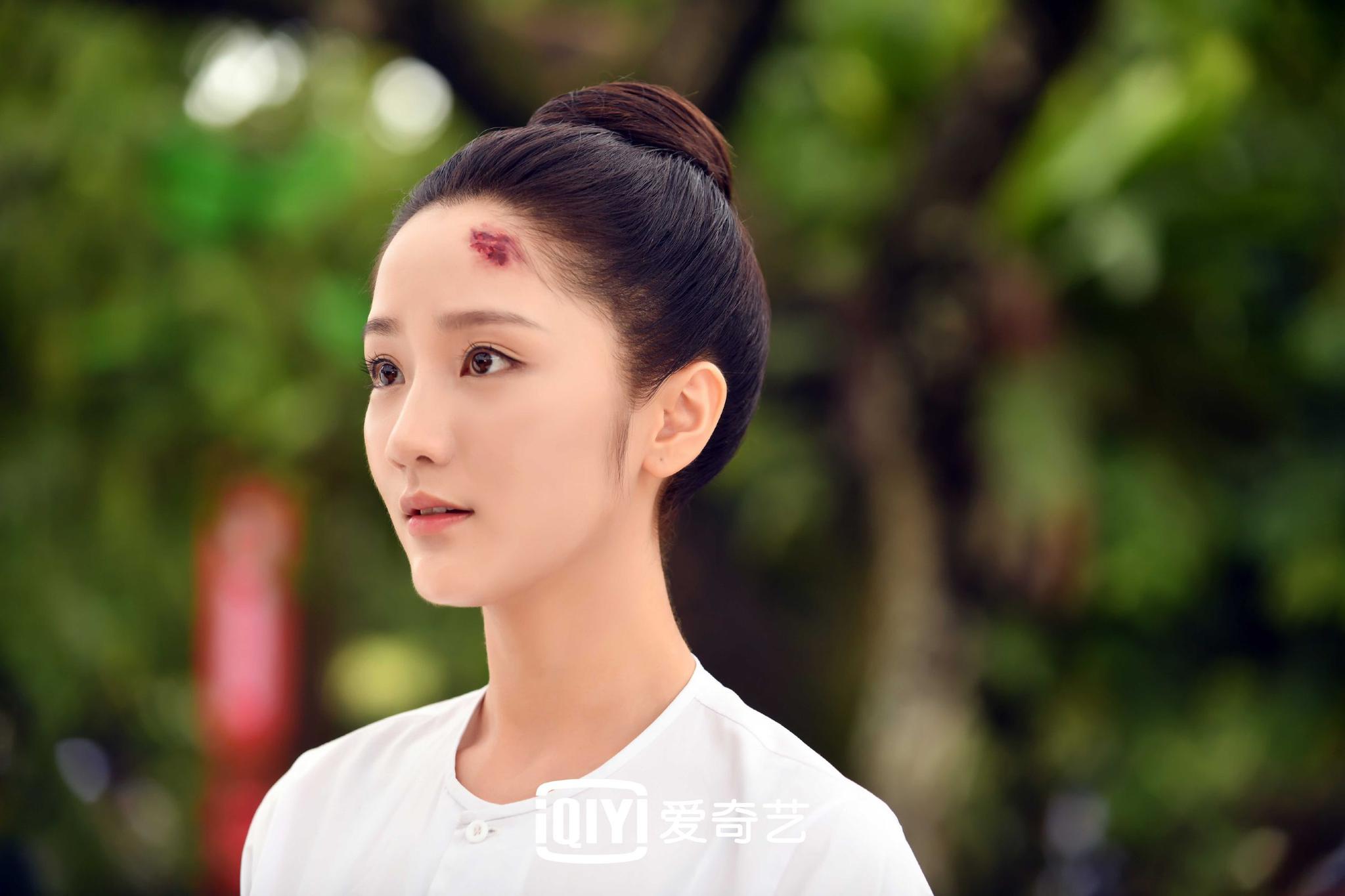 肖燕演技在线,剧情感人,主题励志,这样的《小娘惹》惹人心动