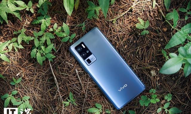 vivox50pro引力配色图赏超大杯的专业影像旗舰