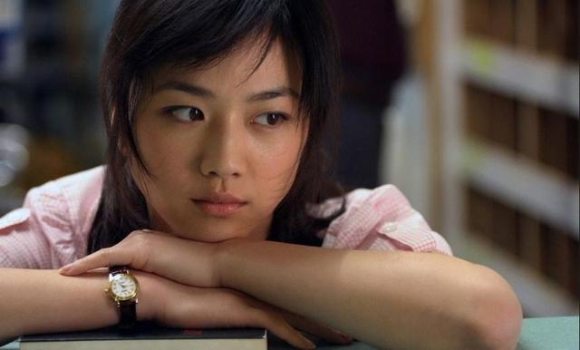 汤唯她的一生是怎么样的,第一次报考中戏没考上,随后发生了什么|晚秋