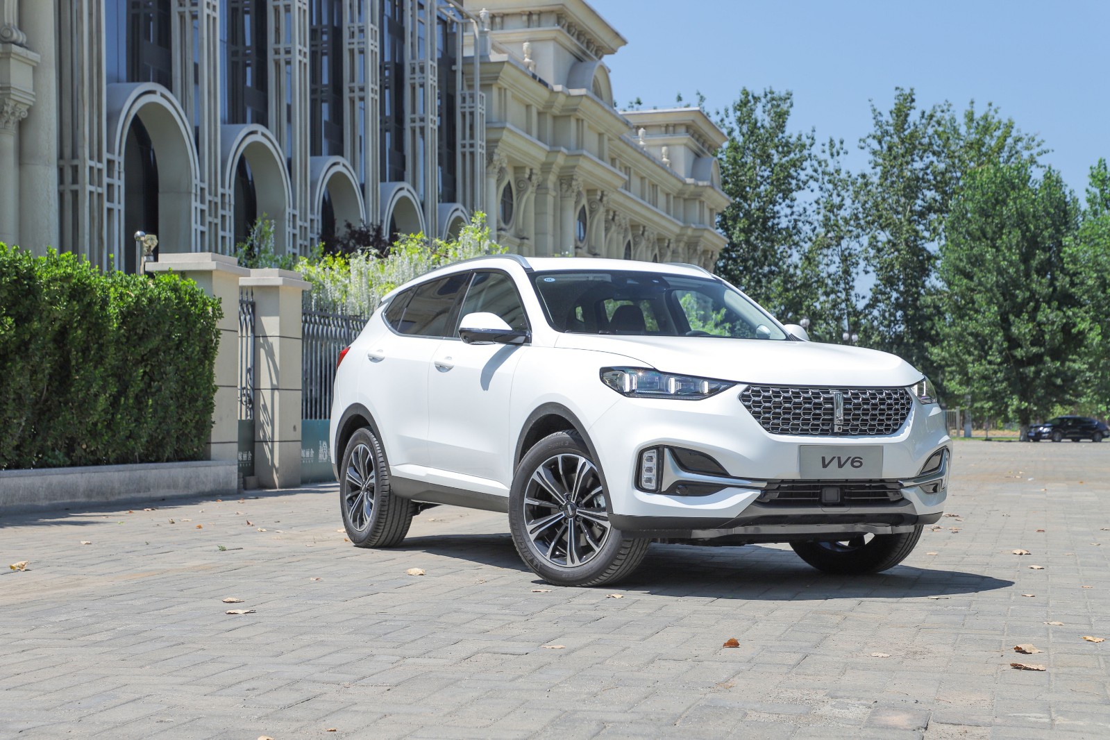 vv6频繁的改款还能带来啥新意体验2021款车型的变和不变