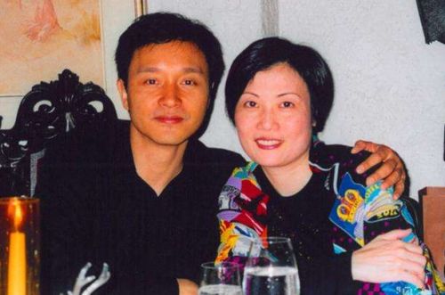 在香港娱乐圈有着"陈太"的美称,先后带过张国荣,张学友,梅艳芳,沈殿霞