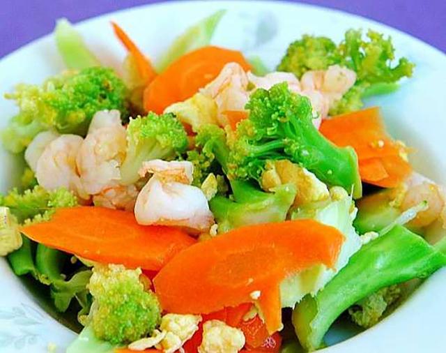 炒西兰花有人焯水有人直接炒都不对教你正确做法超好吃