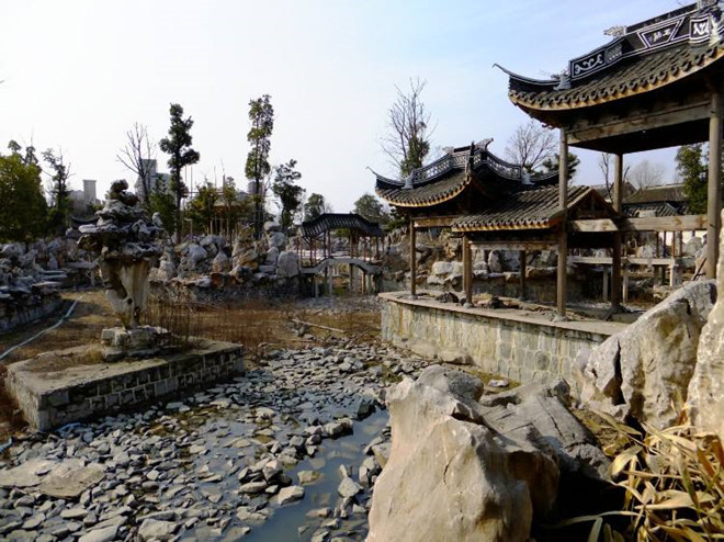 5亿如今却无人看管,本地人却都爱去|景区|墨荷园|绿树_新浪新闻