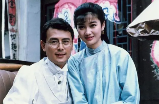 王玉玲早已经有了圈外男友,两个人的感情非常稳定,已经到了谈婚论嫁的