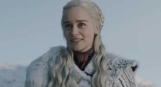 有一种"毁容"叫龙妈的笑,笑成"囧囧脸",网友直呼粉转黑!