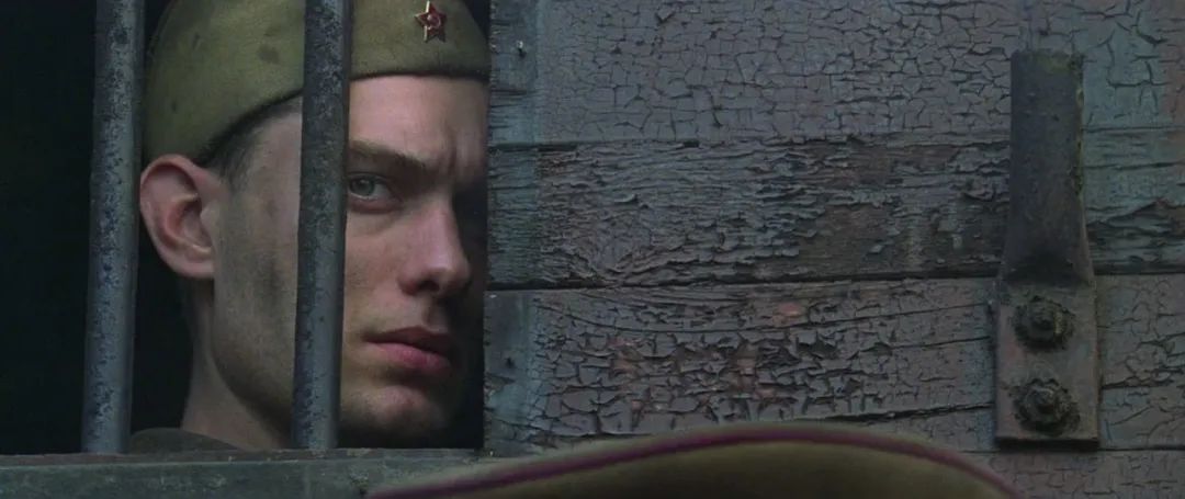 裘德洛兵临城下成本6800万美金开篇可敌拯救大兵瑞恩