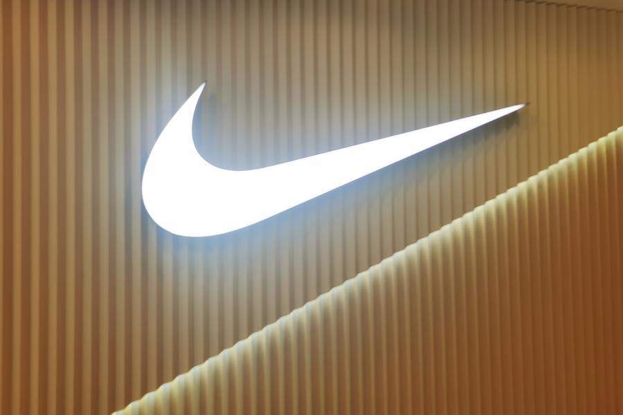 单季亏损50亿的耐克也要裁员,为何资本市场仍然看好?