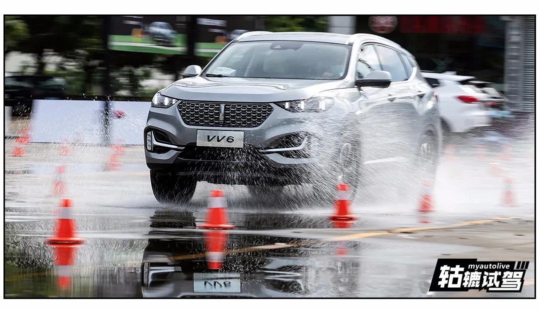 试驾|一款被低估的豪华智能SUV，20余项提升后仍是14.8万元起