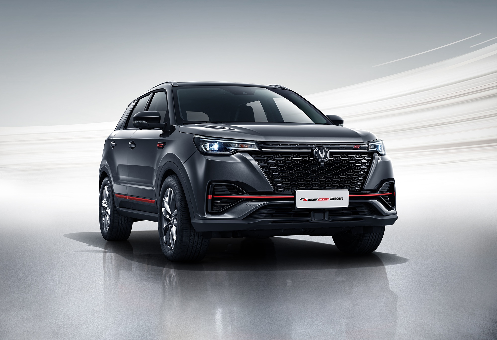 外观设计上,全新cs55 plus蓝鲸版延续了长安cs系列的设计精髓,并采用