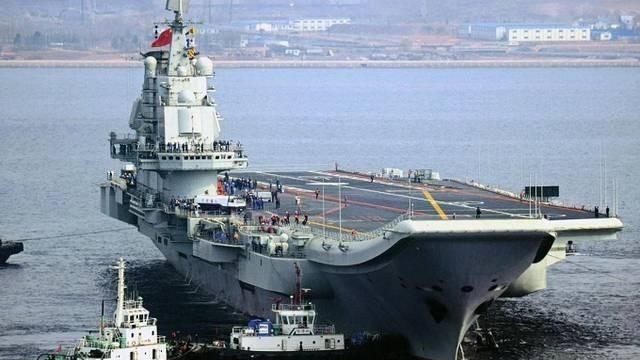 首艘直升机母舰训练忙,为国建立功勋,曾装远火太震撼