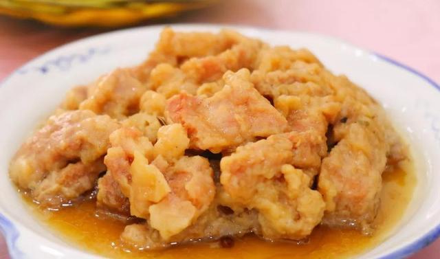 美食精选:蒸碗酥肉,辣炒红薯苗,番茄烧排骨,蒜蓉白萝卜丝