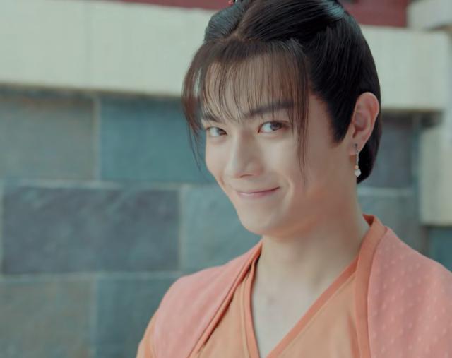 天舞纪开播剧情炒冷饭很老套许凯男扮女装好油腻