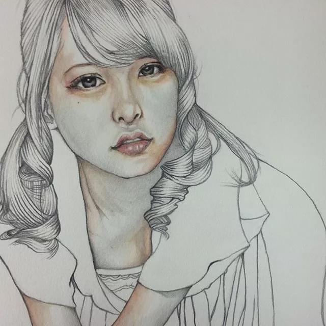 有颜色的素描,画的真美!__财经头条