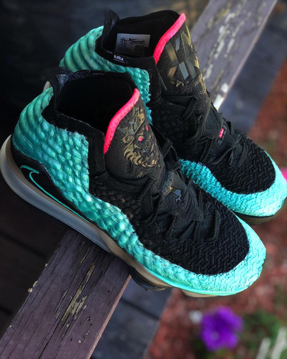 詹皇超人气配色又来了南海岸lebron17现身网络