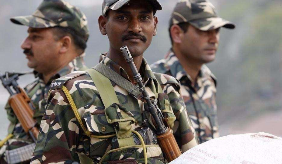 边境冲突关键时刻,印度士兵打响了"第一枪"
