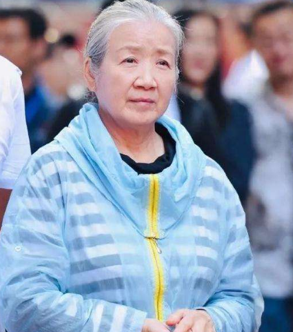 曹翠芬也像其他的演员一样,在默默无闻时被人不看好,甚至还经常被人