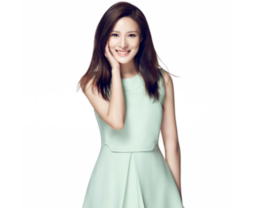 出道就被姑父捧红,如今姑父改捧小30岁娇妻,她只能以演网剧为生