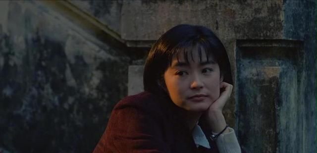 1988年《今夜星光灿烂》,林青霞饰演杜采薇,短发少年气