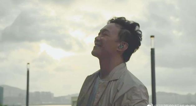 陈奕迅在线演唱会只唱五首歌虽然短延长的却是港乐的生命