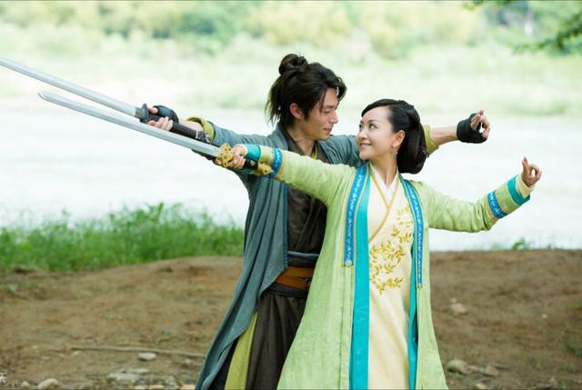 《笑傲江湖》原著,令狐冲从头至尾,都只爱过岳灵珊一人|东方不败|小师