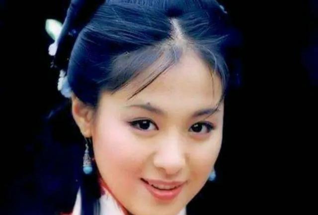 左蓝扮演者沈傲君10年恋情遭劈腿被绿整一年最终嫁给外交官