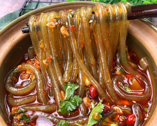 这个教程学起来!家庭版酸辣粉