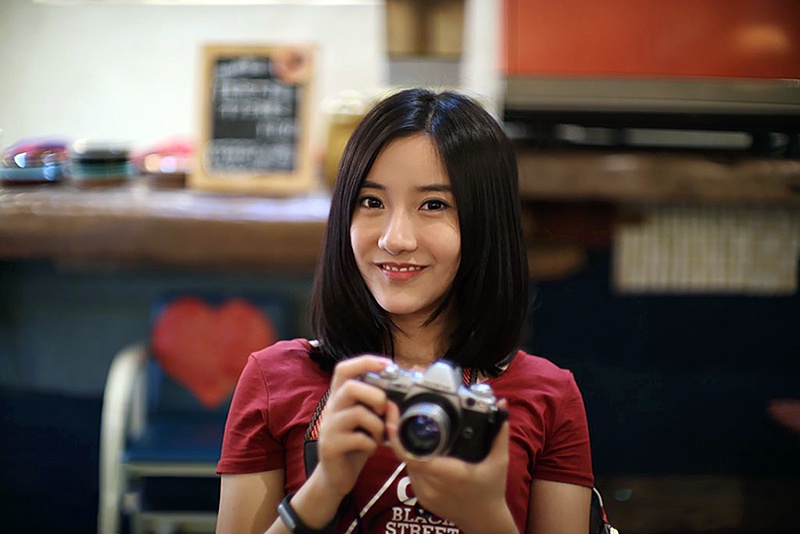 彭菲茗:曾是艺考高考"双状元",清华校花,"最美证件照女神"