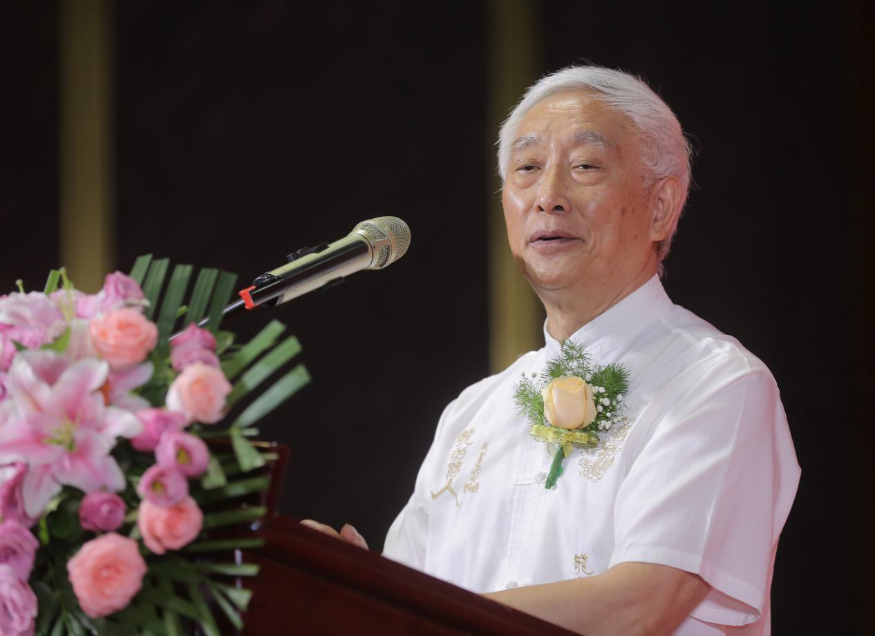 故宫博物院原副院长张之铸致辞