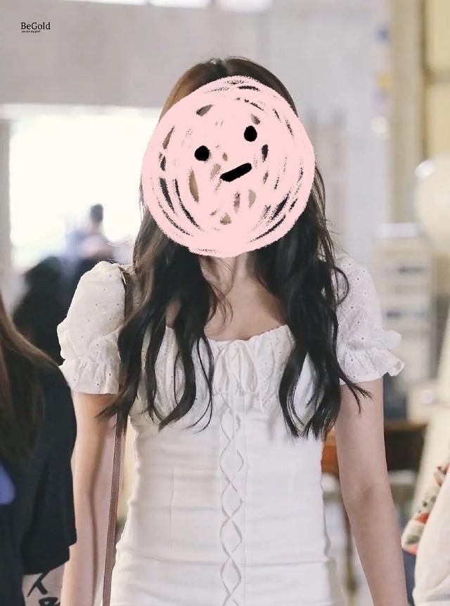 乐华艺人接连长胖,金子涵脸圆腿粗,修图站姐已关站