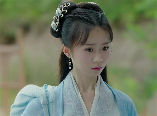 她是《美人心计》小皇后,娃娃脸大眼睛,现23岁美成这样|美人心计|董慧