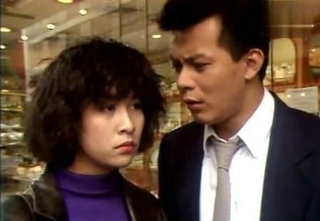 《义不容情》倪楚君∣物是人非事事休,欲语泪先流