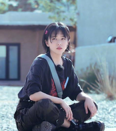 有一种放手叫阚清子放弃短发开始留长坦言自己不结婚想冻卵