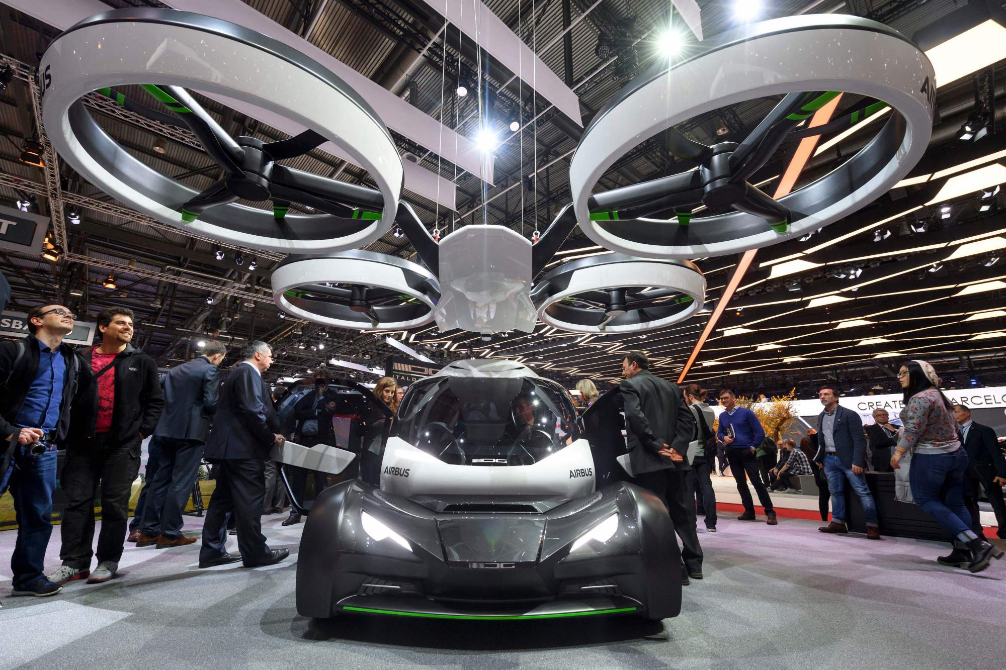 科幻电影成真了!美国军用飞行汽车来了,将用于装备部队投送兵力