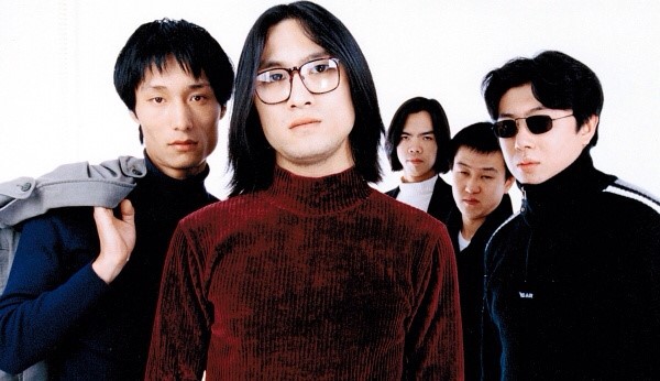 组乐队,娶巨星,当导师……汪峰又迎来开挂时刻,开始直播带货!