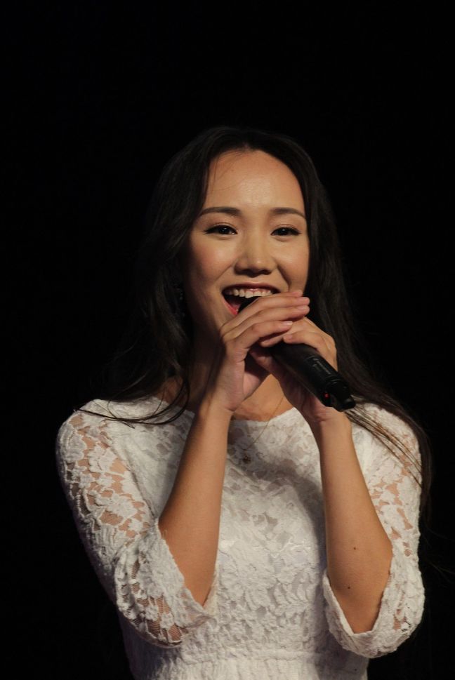 吉祥三宝|英格玛|乌日娜_新浪新闻