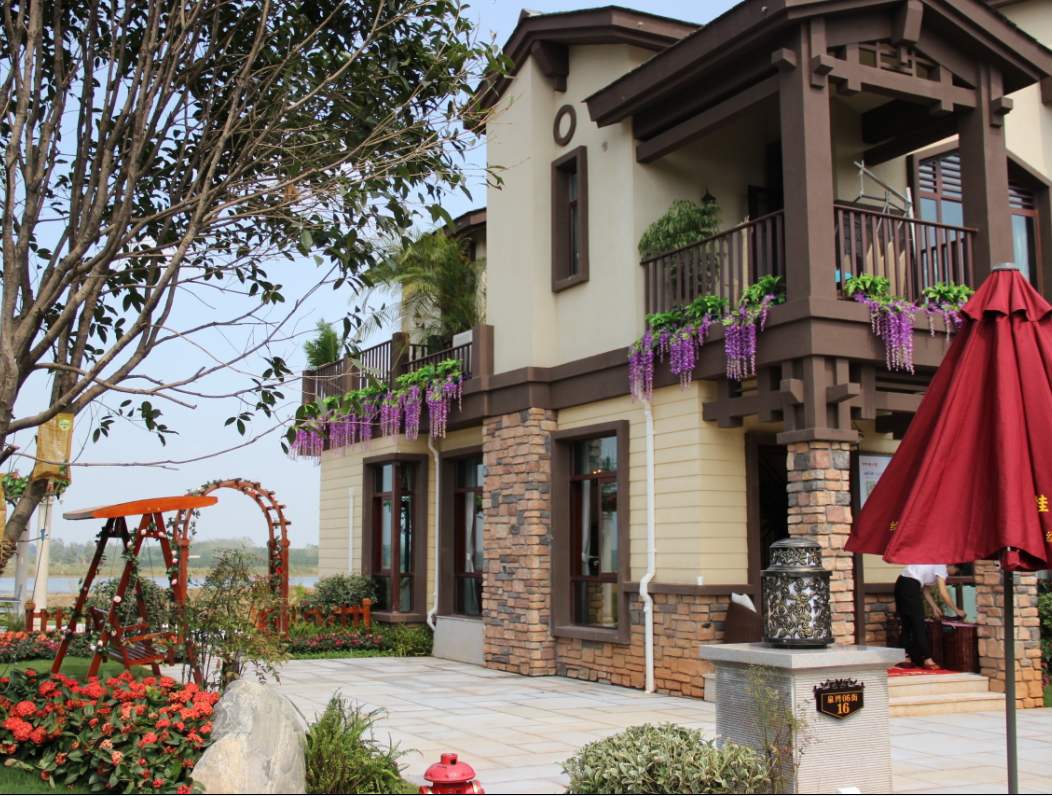 麓湖|豪宅|床上_新浪新闻