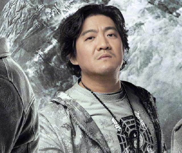 在《重启之极海听雷》里饰演的是"王胖子"的是陈明昊,在气质上是非常