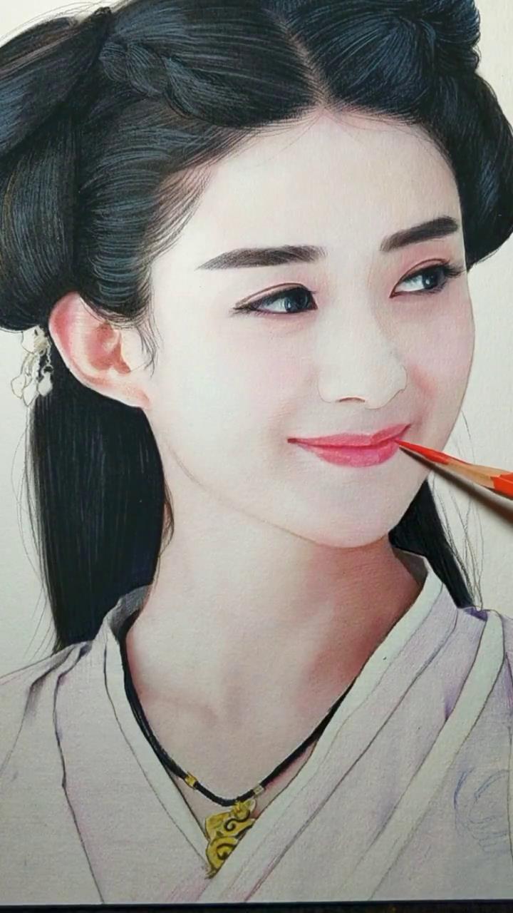 美术生手绘赵丽颖,每一张剧照都美到"心醉",网友:颖火虫集合