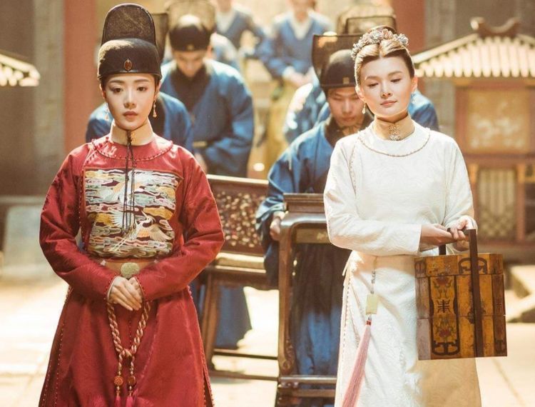 她虽是一名宫女,谁料无意间受到皇帝宠爱,后生下明朝未来的皇帝