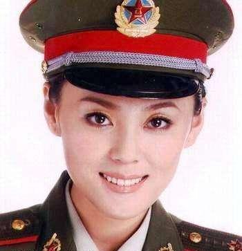 中国美女典范梁爱琪难忘与傅彪的往事43岁的她婚姻状况惹关注