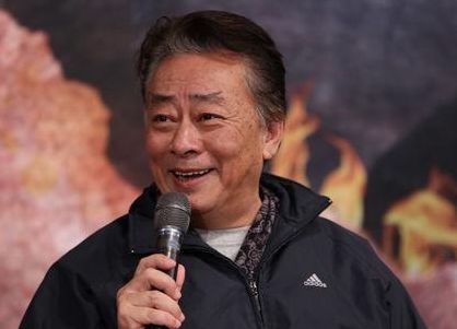 他有过两次截然不同的婚姻如今61高龄婚姻生活幸福甜蜜