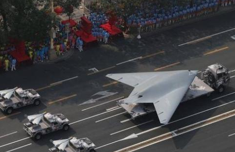 攻击-11隐身攻击无人机,代表着中国在无人机领域走在世界前列|无人机|服役|飞翼_新浪新闻