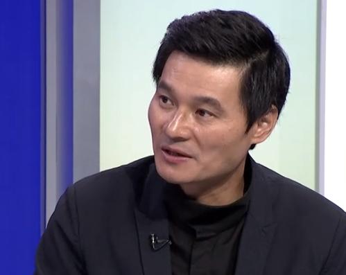 李毅再怼王兴:你非梅西c罗级别不能随便评论,都别叫他的外卖