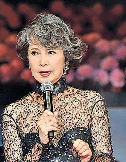 "传奇影后"萧芳芳:19岁甩谢贤,30岁却因老公爱上林青霞被抛弃